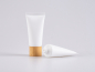 Preview: Kosmetiktube 50ml, weiss-matt, mit Schraubverschluss Bambus
