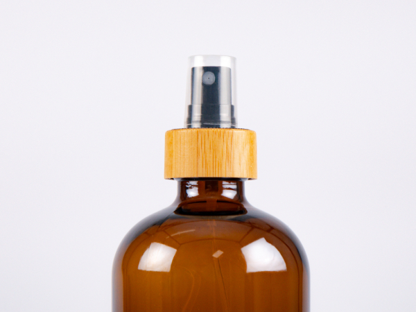 Glasflasche säuremattiert, 250ml, mit Zerstäuber Bambus