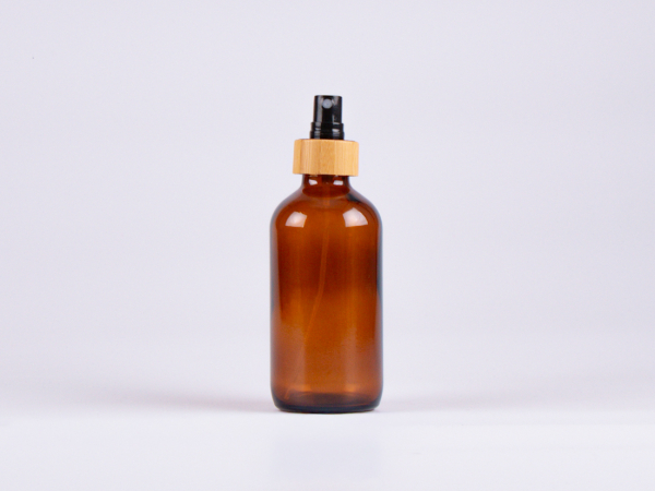 Braunglasflasche 250ml, mit Zerstäuber Bambus