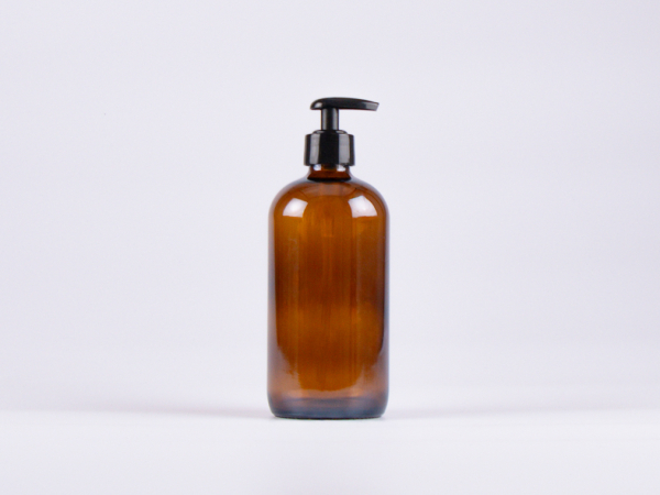 Braunglasflasche 500ml, mit Dispenser schwarz/weiss