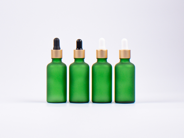 Grünglasflasche 10ml, mit Pipette gold