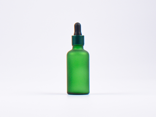 schwarz-matt-glasflasche-pipette-schwarz