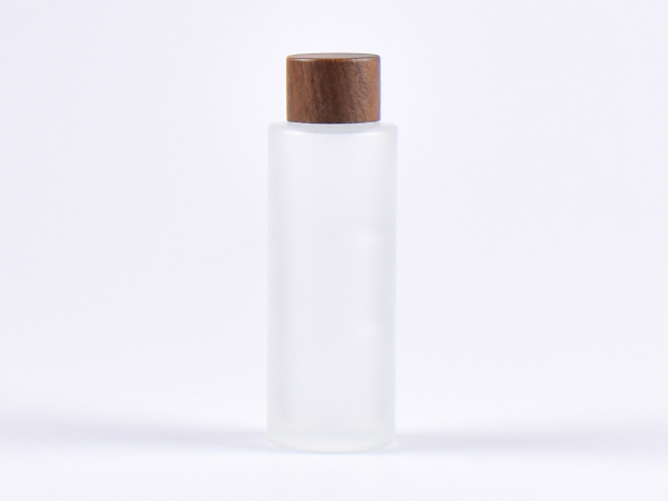 glasflasche-kosmetik-gourmet-oelflasche-holzdeckel