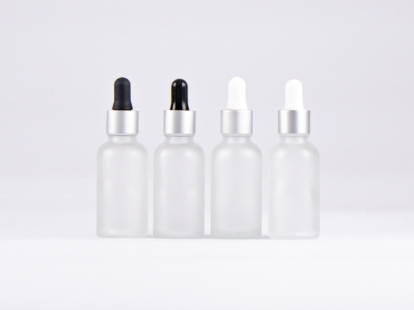 säuremattierte Flasche 30ml, mit Pipette silber-matt