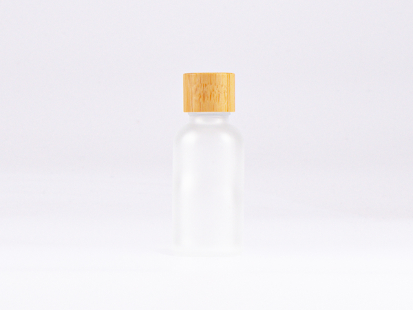 Glasflasche-mit-Schraubverschluss-Tropfmontur-Bambus