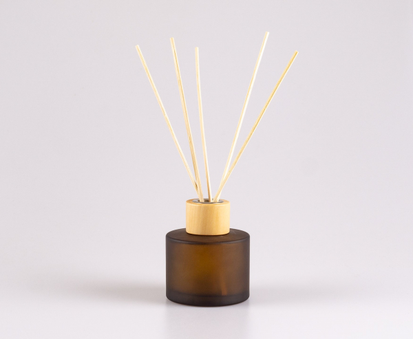 Duftflasche, "Lilly", Braunglas, 180ml, mit Duftstäbchen