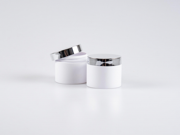 Dose "Neville", 150ml, mattweiss, mit Metalldeckel in 3 Farben