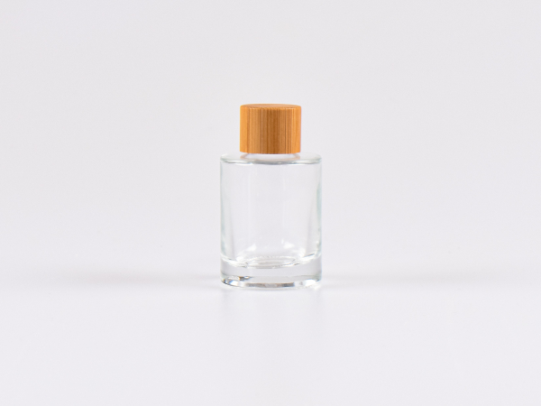 glasflasche-bambusdeckel-kosmetik-klarglas-eco-verpackung