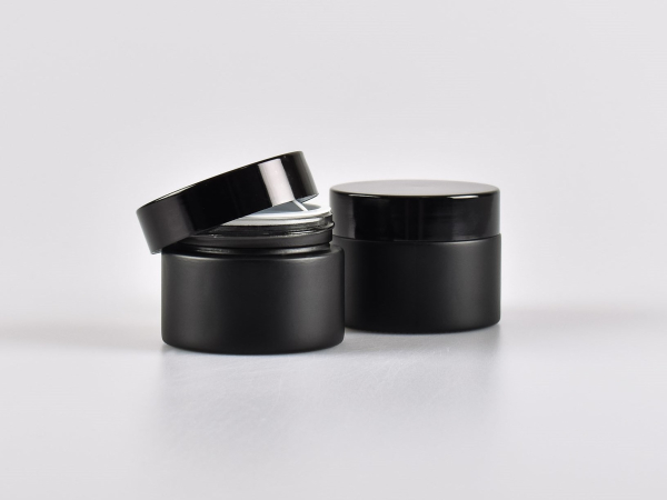 glastiegel-schwarz-matt-50ml-kosmetik