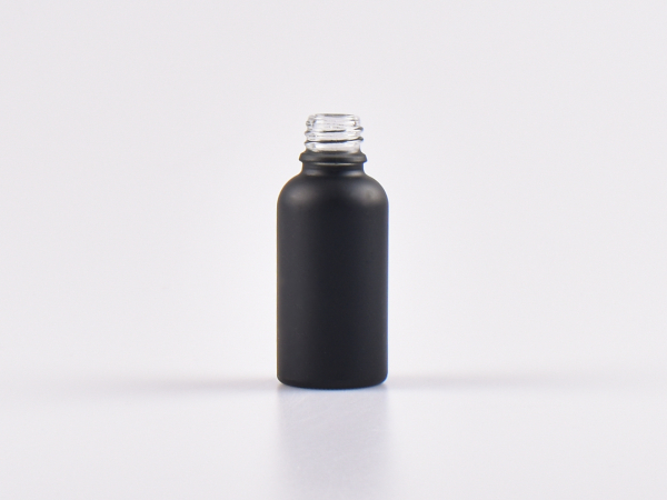 schwarz-mattiert-glasflaschen-kosmetik-cbd-gastro