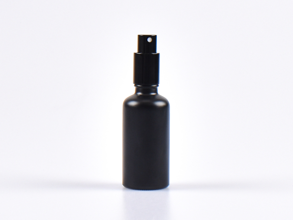 kosmetikflasche-schwarzmatt-glas