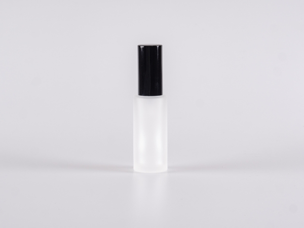 glasflasche-mattiert-30ml-pumpe-lotion
