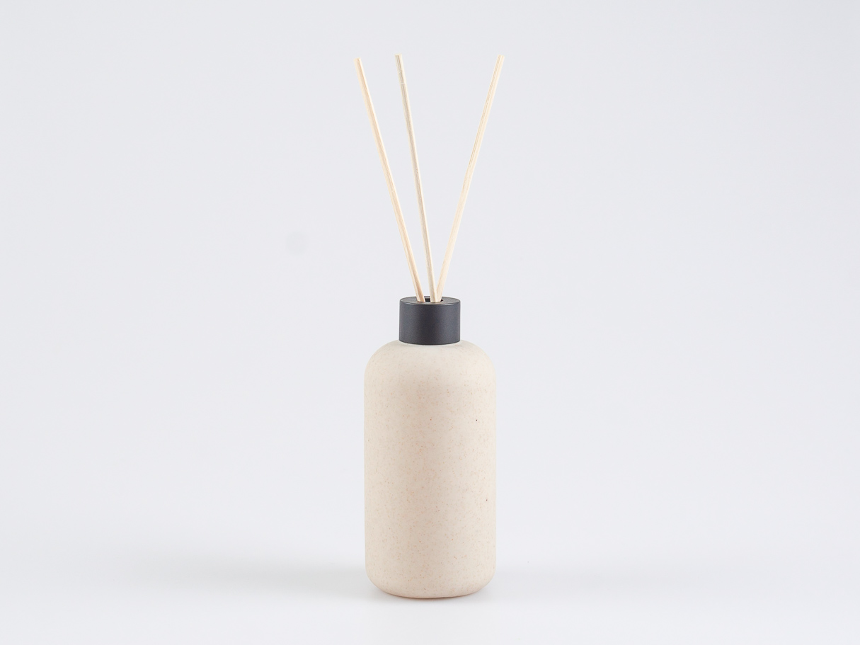Dynamica Shop-Kunststoffflaschen aus Biokomposit für Kosmetika online  bestellen