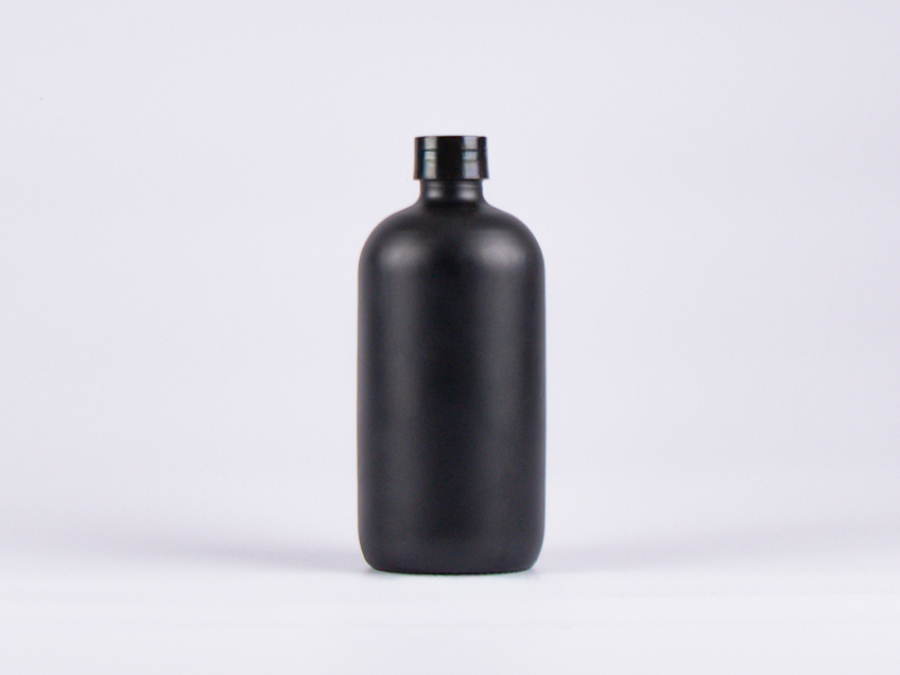 Schwarzglasflasche 500ml, mit Schraubverschluss schwarz/weiss