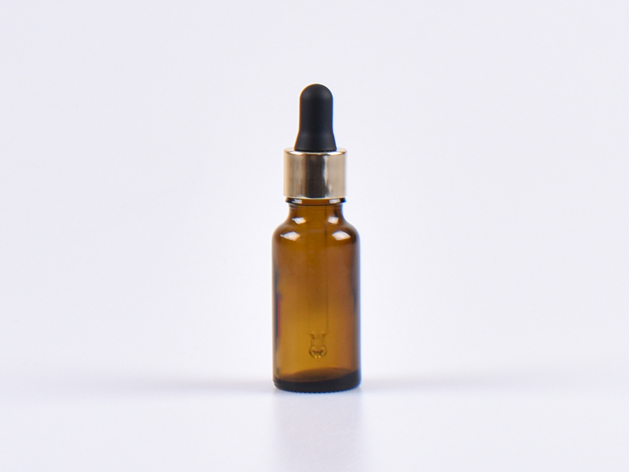 Braunglasflasche 20ml, mit Pipette gold
