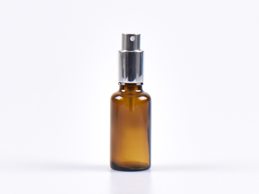 aluminium-spray-silber-braunglasflasche
