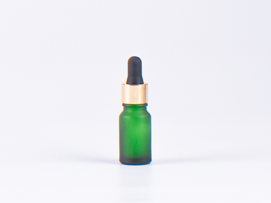 Grünglasflasche 10ml, mit Pipette gold