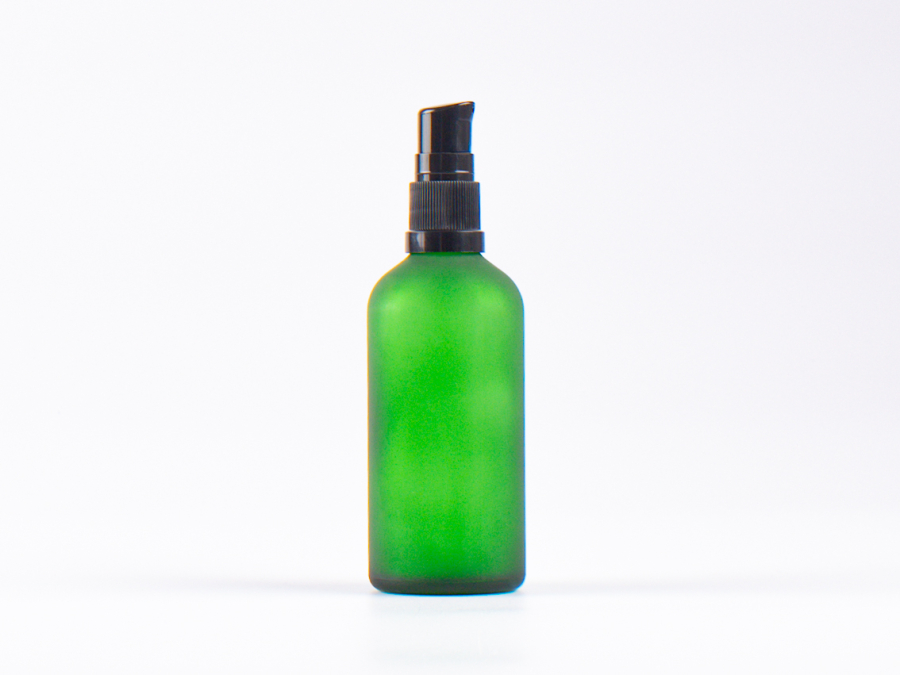 100ml-glasflasche-lotionspumpe-schwarz-edel