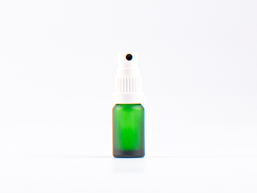 schwarzglas-matt-mundspray-zerstaeuber-10ml