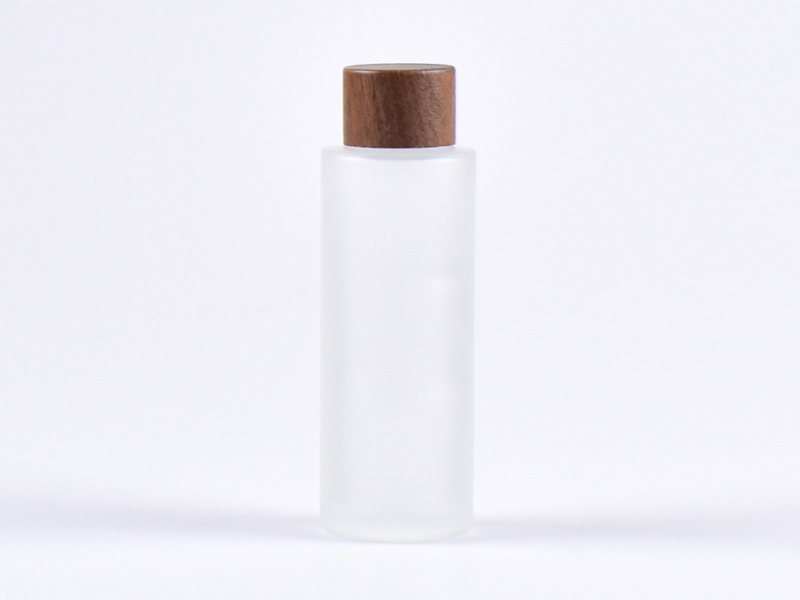 glasflasche-kosmetik-gourmet-oelflasche-holzdeckel