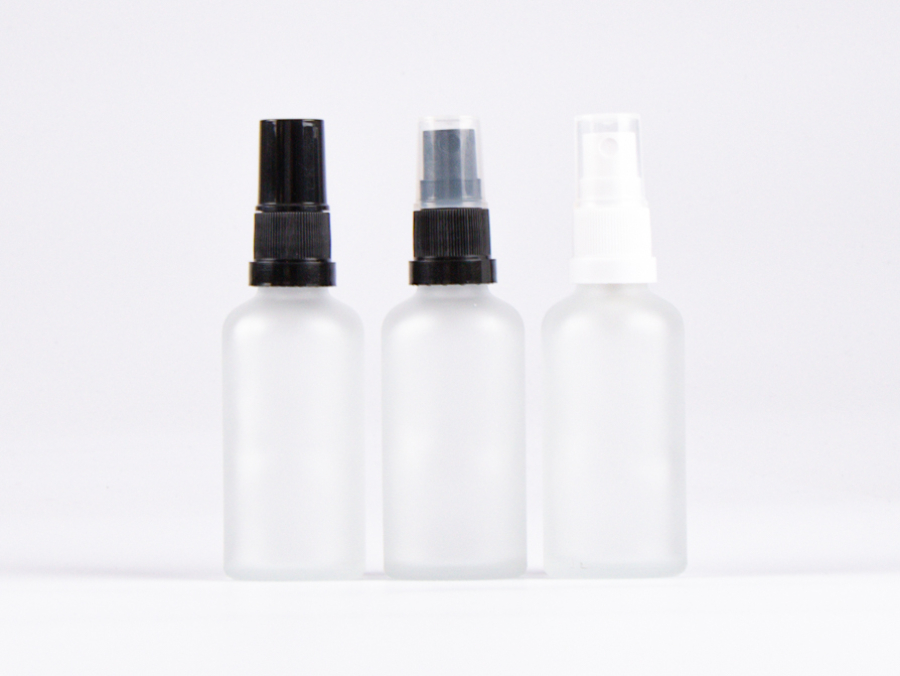 säuremattierte Flasche 30ml, mit Zerstäuber Kunststoff