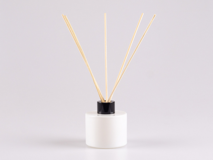 Duftflasche "Lilly", Weissglas, 130ml, mit Duftstäbchen