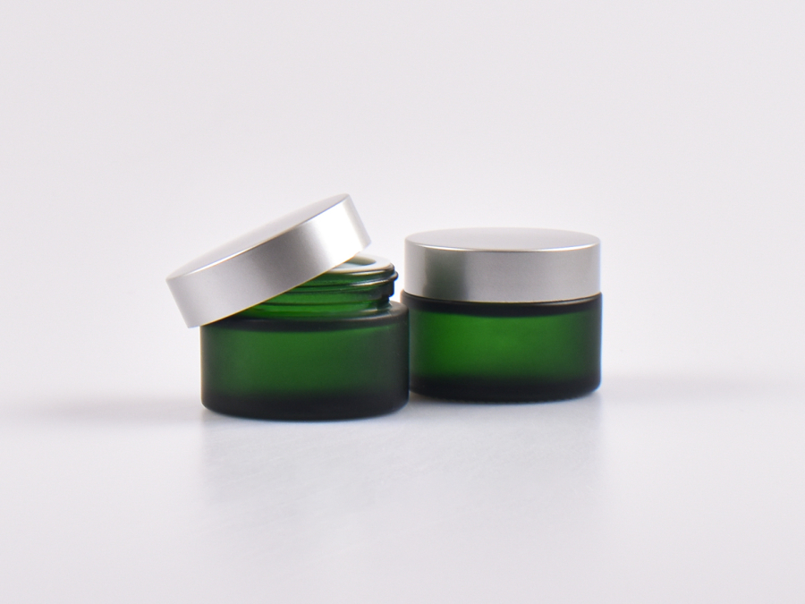 blauglas-salbendose-30g-silberdeckel