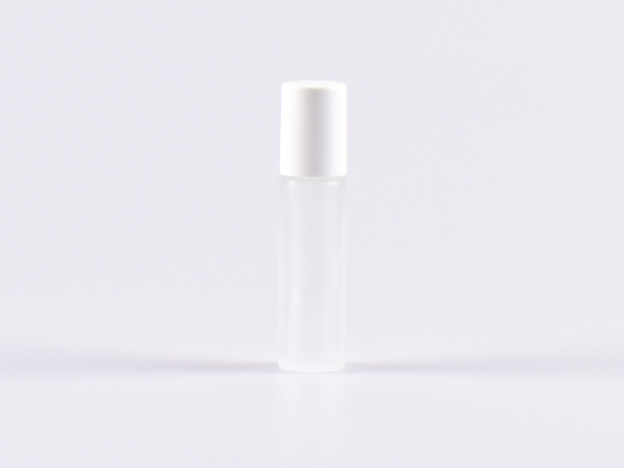 Roll-On-Flasche, säuremattiertes Glas,10ml, Deckel weiss/schwarz