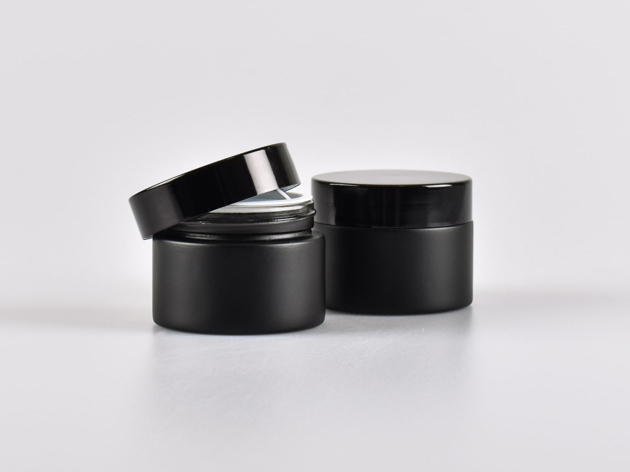 glastiegel-schwarz-matt-50ml-kosmetik