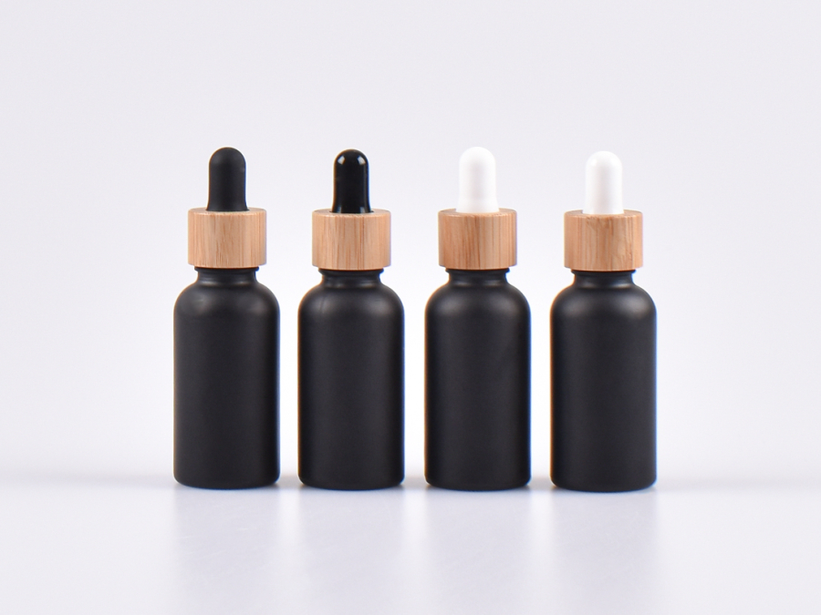 Schwarzglasflasche 50ml, mit Pipette Bambus