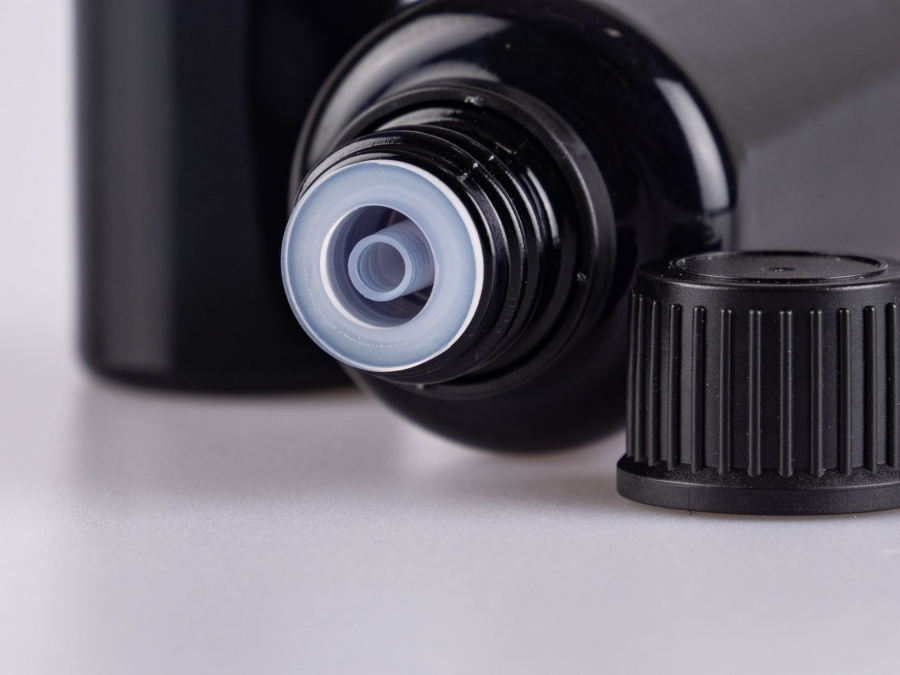 Schwarzglasflasche 30ml, mit Tropfmontur OV für wässrige Lösungen