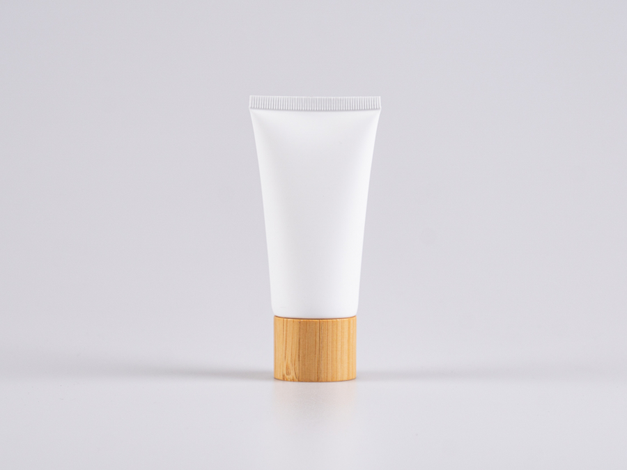 Kosmetiktube 50ml, weiss-matt, mit Schraubverschluss Bambus