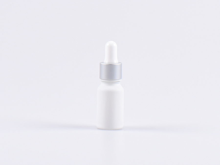 weissglasflasche-matt-10ml-pipette-silber