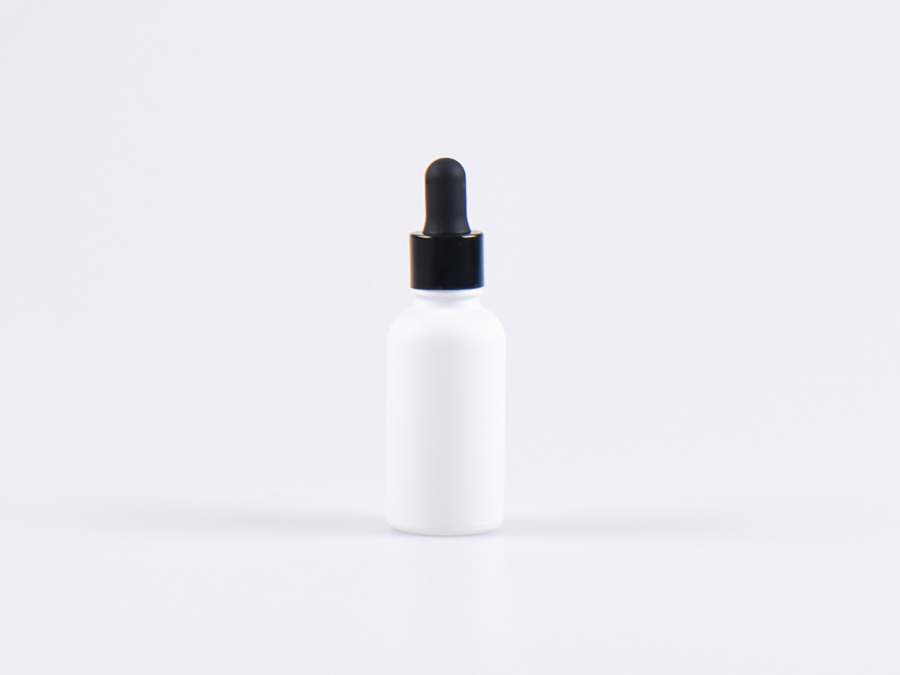 black-white-pipettenflasche-dropper-oil-serum