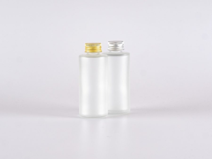 glasflasche-50ml-matt-aludeckel-silber-gold