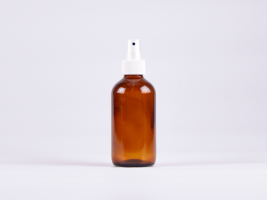 Braunglasflasche 250ml, mit Zerstäuber Weiss