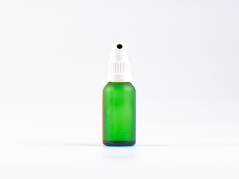 schwarzglas-flasche-mundspray-zerstaeuber